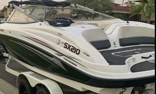 Yamaha SX 210 Boat for Charter in Compton
