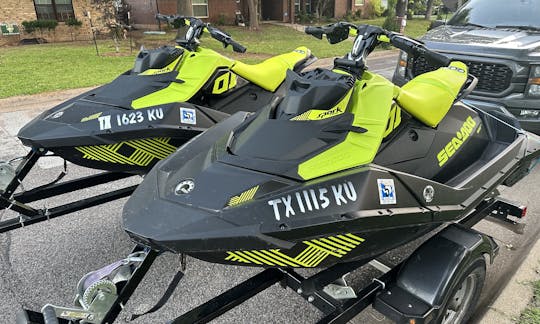 3 Day Minimum** 2023 SeaDoo Trixx Jet Skis x 2 - Richland-Chambers Reservoir 