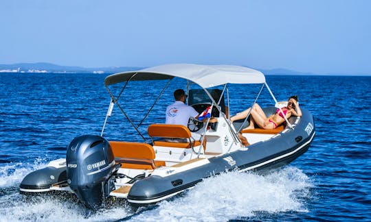 Tiger Marine 650 Open Black Boat Rental in Zadar