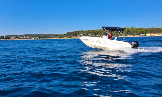 2021 Bluline19 Bowrider Boat Rental in Rovinj, Croatia