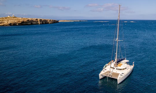 Valentina S - Lagoon 410 Sailing Catamaran