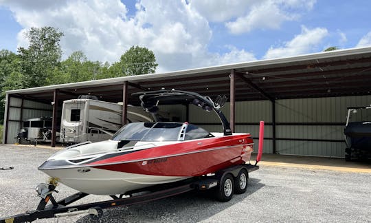  Ready for Lake Keowee, Hartwell, or Jocassee on our Malibu Wakesetter!!!! 