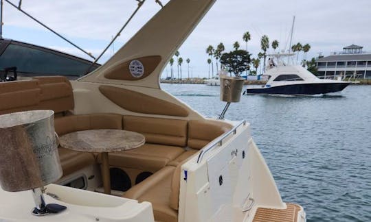 Maxum 3000 SCR Yacht in Long Beach