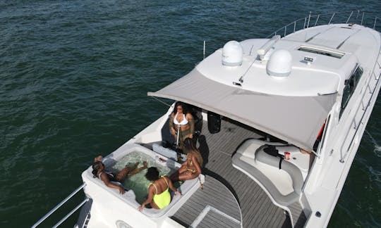 Alquile un yate de 70 pies con jacuzzi - FORT LAUDERDALE