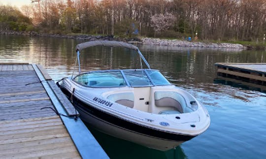 21ft Searay Deck Boat Rental in Hamilton, Ontario for $100/hour!