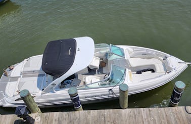 30ft Bowrider! Enjoy a day on the water around the Chesapeake Bay in Maryland!
