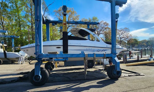30ft Bowrider! Enjoy a day on the water around the Chesapeake Bay in Maryland!