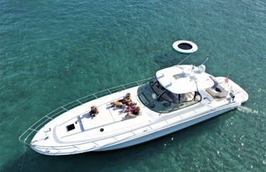60' Luxury Yacht - Perfect for up to 13 guests!