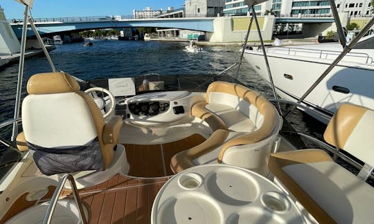 ENJOY MIAMI with 40ft AZIMUT!!!!