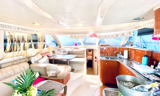 🔥10% off week days in July!! 🔥 51' Sea Ray Luxury Yacht Charter in Jupiter FL