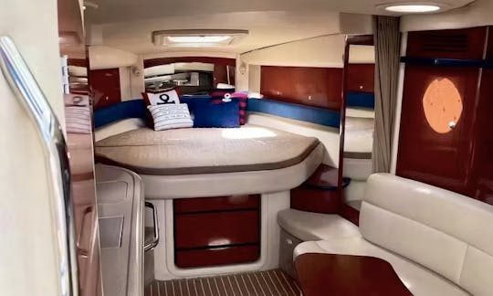 Profitez de Miami à bord du yacht à moteur Sea Ray Sundancer de 40 pieds ! ! !
