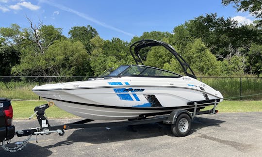 FIVE STAR FUN* 2022 Yamaha AR195  at Lake Lewisville 