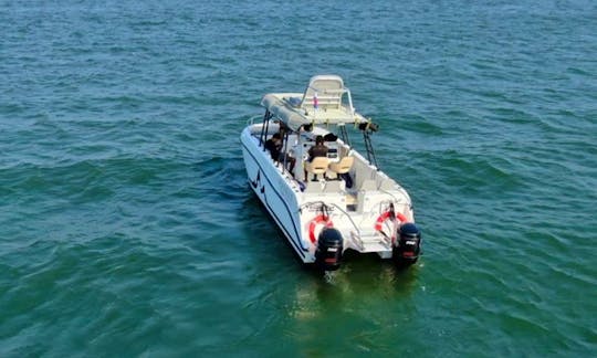 Power Catamaran 31FT Rental in Cartagena de Indias, Bolívar
