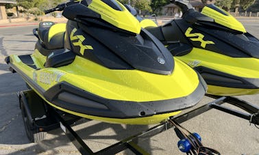 Yamaha VX Cruisers 2023 en el lago Piru, California