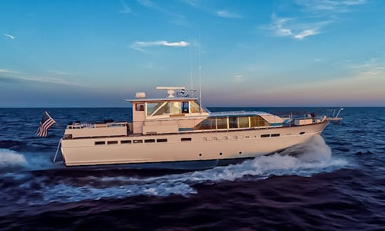 63' Luxury Yacht - Classic Chris Craft with Exquisite Style