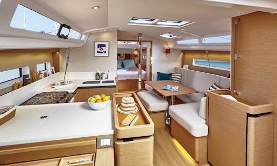Jeanneau Sun Odyssey 440 (2023) na Grécia