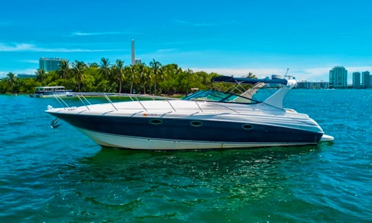FREE HOUR | 45FT 13PPL Yacht Charter MIAMI, FL *FUEL&DOCKING INCLUDED*
