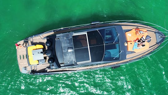The Best Boat For You And Your Friends NERO