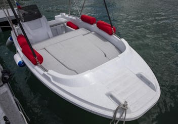 Barco Roto 450s para alugar em Island Rab 