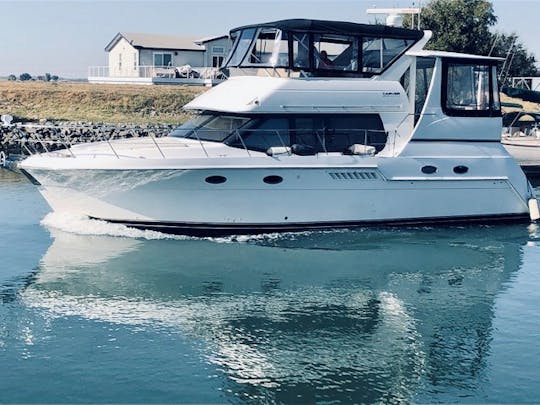 🌅 Croisière au coucher du soleil sur un yacht privé avec capitaine incluse 👨‍✈️ Vues sur le Golden Gate