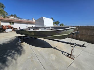 14' Aluminum Jon Boat for Fishing or Cruising the Bay