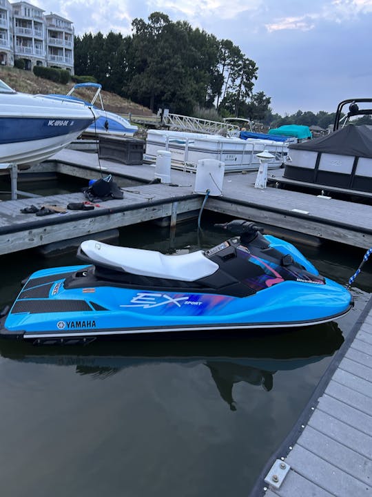 2023 Yamaha Jet Ski EX Sport