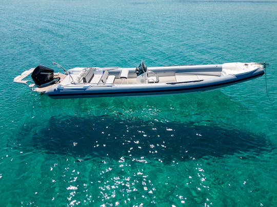 Marvel  250hp RIB in Chora Sfakion, Crete - Greece