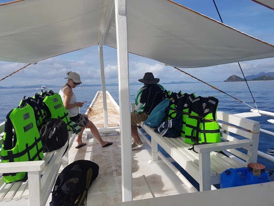 Private Boat 1 to 4pax - Coron Island Tour (Choose up to 7 destinations)