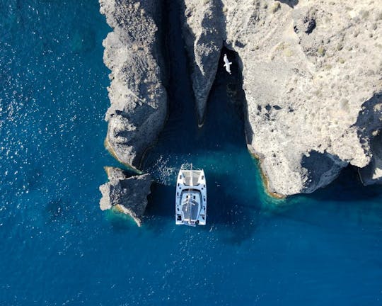 V.I.P. Status Private Tour / Half-Day 5h Tour In Santorini