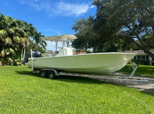 25’ Whitewater Classic Boat for amazing fishing and sightseeing trips