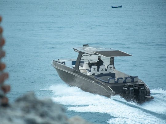 Barco de luxo de 39 pés em Cartagena