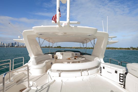 Azimut 80’ with Slide. Cancun- Visit Isla Mujeres