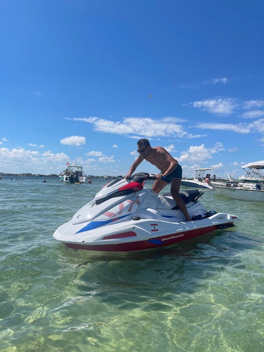 🚤 ¡Alquile una emocionante moto de agua Yamaha VX Deluxe 2023 en Miami! 🌴🌊