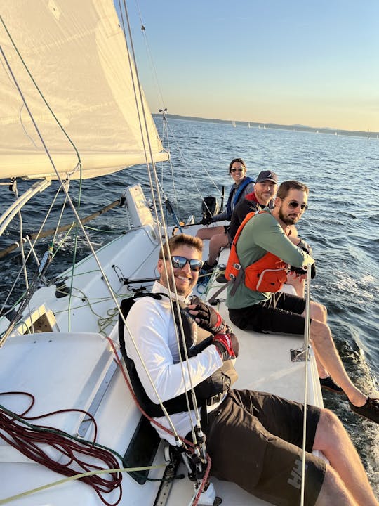 Catalina Capri Descubra a vela em Kirkland!