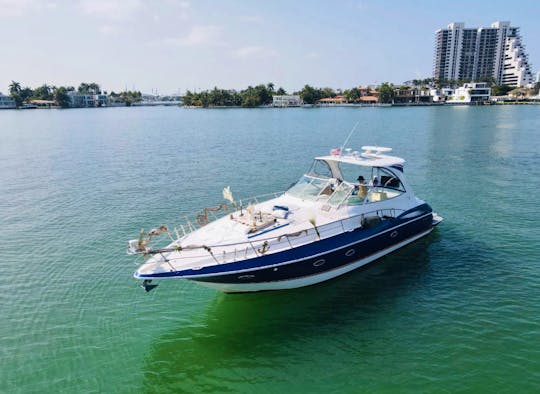 Navigate 50ft Cruiser Yacht in Miami