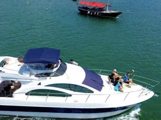  Iate a motor AZIMUT - 460 FULL. Também preparado para pernoitar!