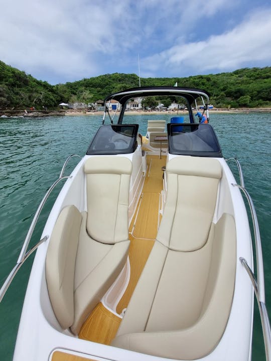 Alquiler del yate Coral Motor «Amara» de 26 pies en Búzios, Río de Janeiro, Brasil