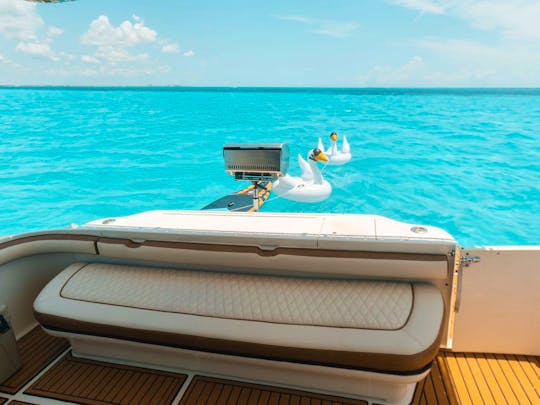 Luxury Sea Ray 52ft Long Motor Yacht 