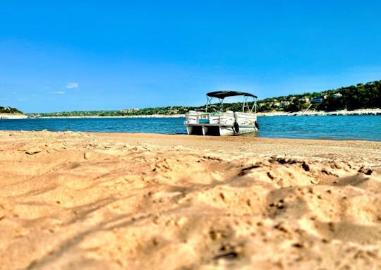 Ponton de fête pour 12 personnes sur le lac Travis ! Nous avons une flotte !