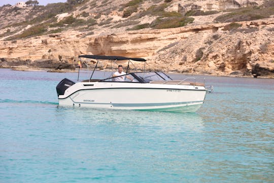 Acti 675 Cruiser Cuddy Cabin Rental in Can Pastilla, Illes Balears