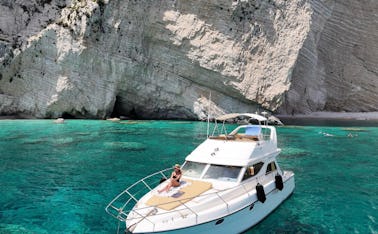 Daily Cruises in the Cyclades from Paros onboard Princess 360 Motor Yacht