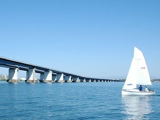 Sailing experience at Lake Biwa!! No need to change, no experience required.