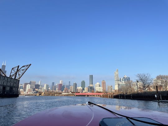 195 Stingray Boat - The Fastest way to the River Walk!