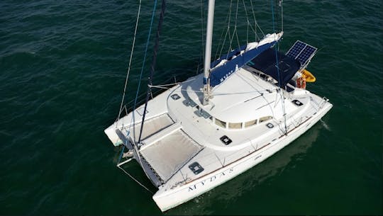 Location privée d'un catamaran de 42 pieds/Capacité 30 personnes