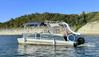 **Lago Vista Pontoon** Slide and Shade!