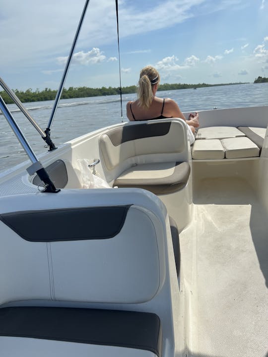 Tampa Bay 2023 Bayliner E18