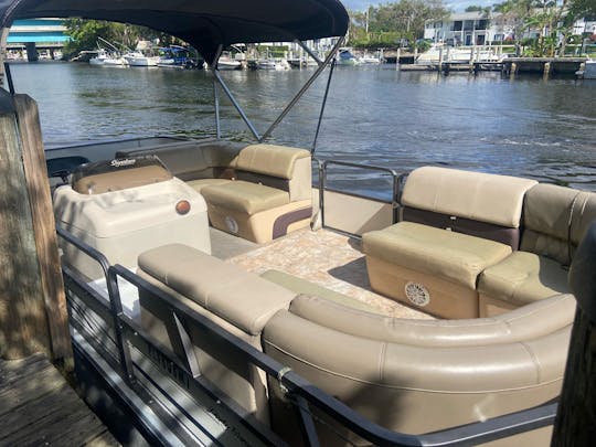 Pontoon Rental - Bonita Springs🎉 Free Gas⛽️ Seats 10