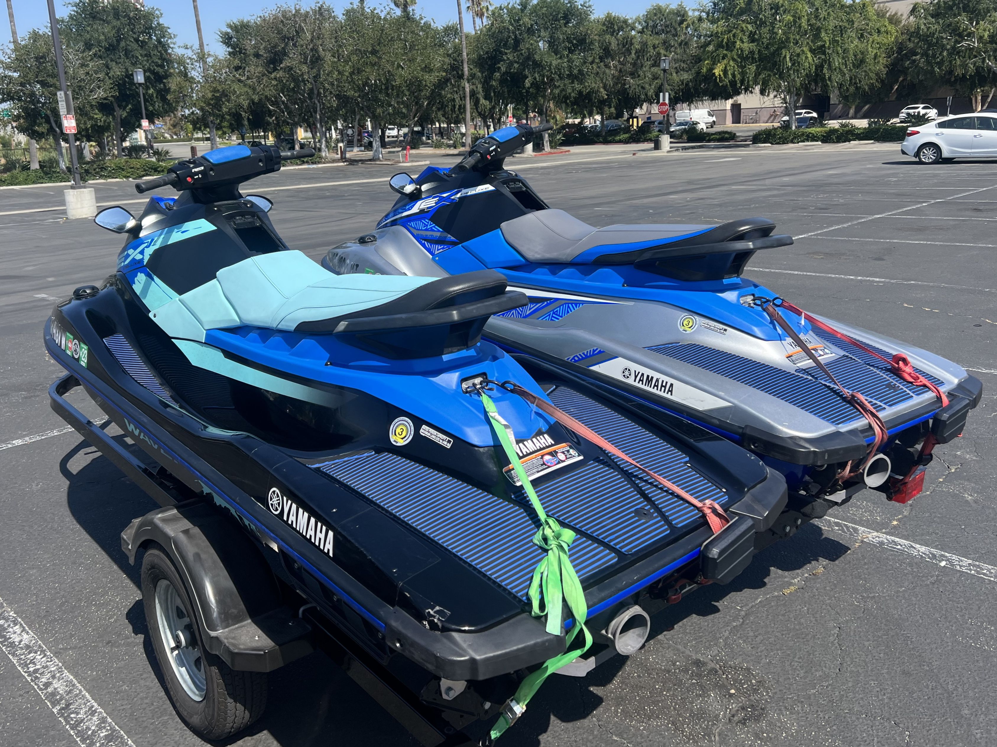 Yamaha EX Deluxe Jet Skis GetMyBoat