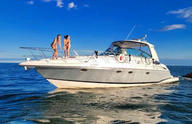 *SAVE MONEY* Book with us in Canada! Luxury 52ft Yacht-- St. Catherines, Ontario