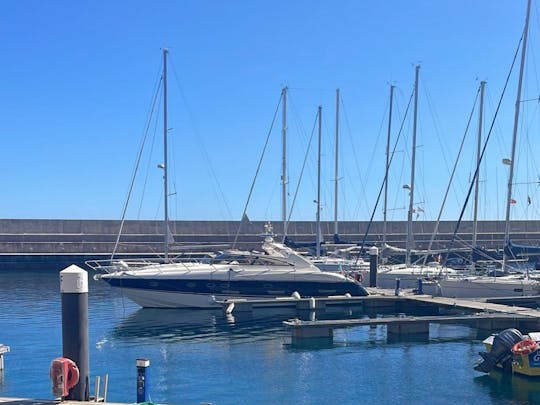 🛥️Yacht Retreat with Sea Life Charm in Scenic Madeira! 🛥️